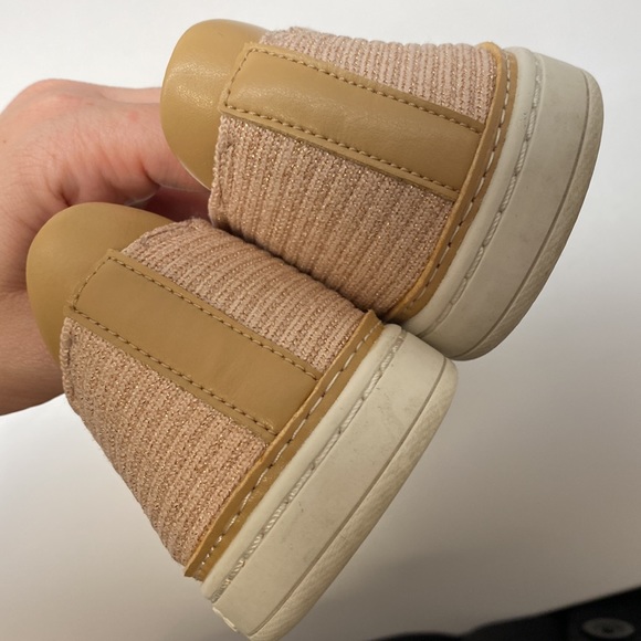 Ugg pink Knit Slip-On - Picture 4 of 6